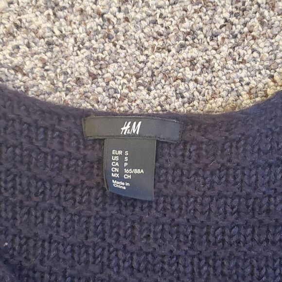 H & M Womens Sweater S - Picture 2 of 3